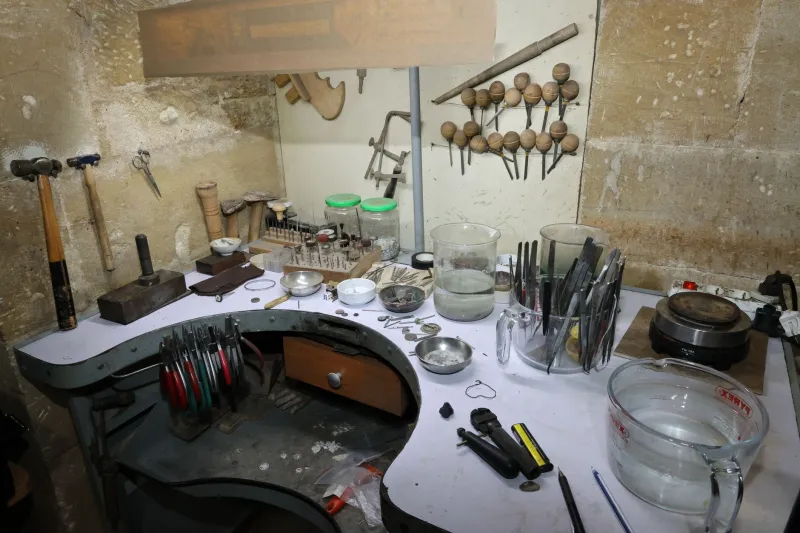 The New Vanguard: How Independent Jewelry Designers Are Reshaping the Meaning of Luxury