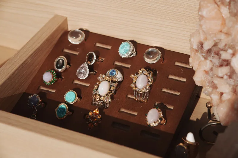 What Lies Beneath the Lid: Unlocking the Hidden Potential of Your Existing Jewelry Collection